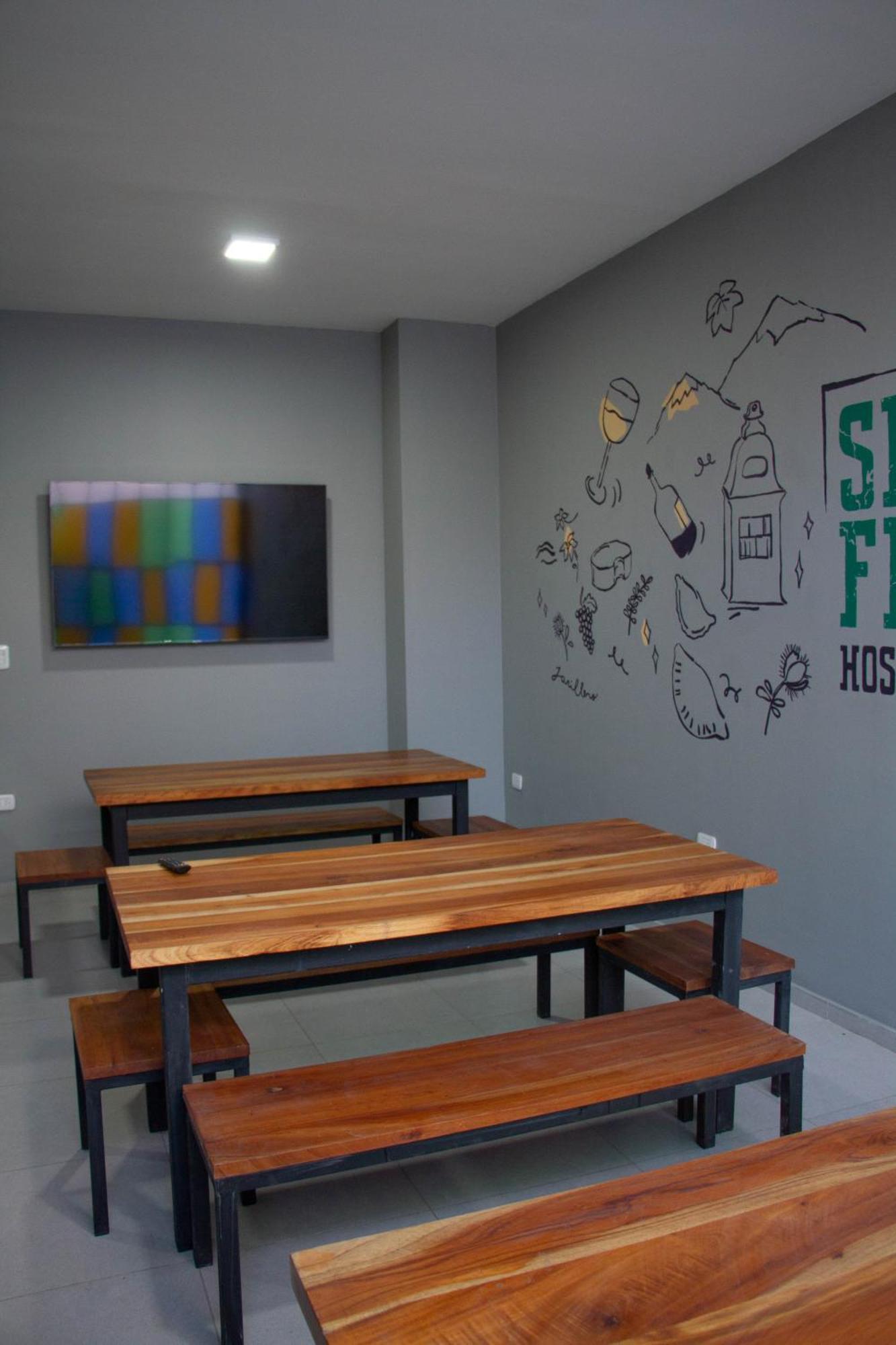 Sin Fin Hostel Mendoza Dış mekan fotoğraf