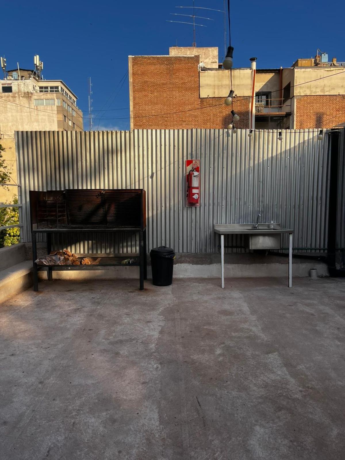 Sin Fin Hostel Mendoza Dış mekan fotoğraf